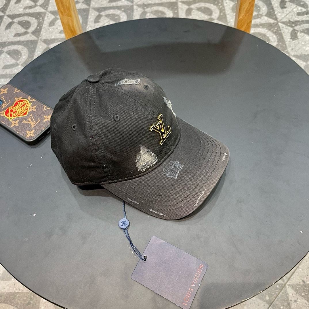 Louis Vuitton Caps